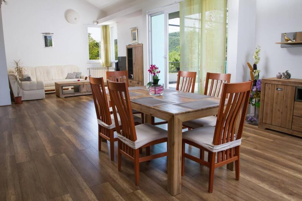 Holiday House Villa Bleu Korusce Екстериор снимка